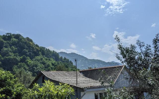 Simona Guest House