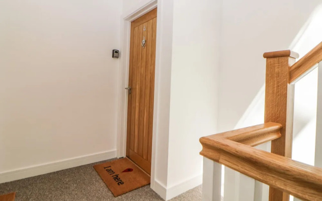 Apartment 4 10 Somers Court