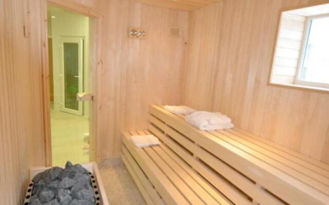 Clover Spa and Hotel