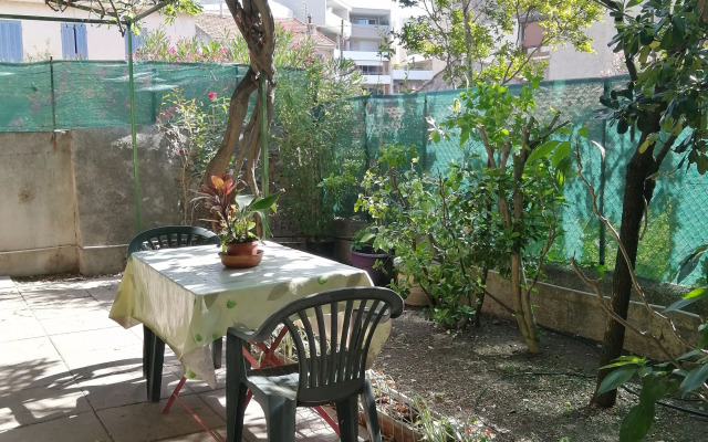 Beau Mas à Montolivet