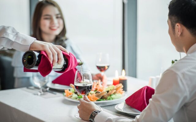 Muong Thanh Grand Cua Lo Hotel