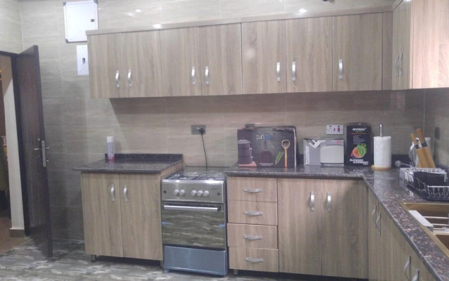 De Marshall Hotel and Apartments