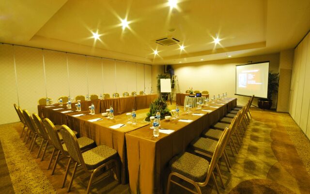 Hermes Palace Hotel Medan
