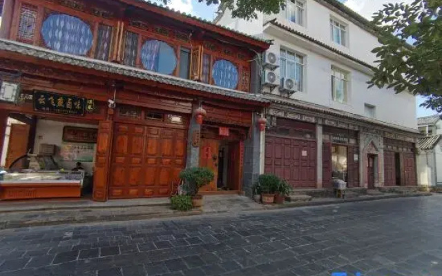 Jinyu Yashe Homestay (Weicheng East Road)