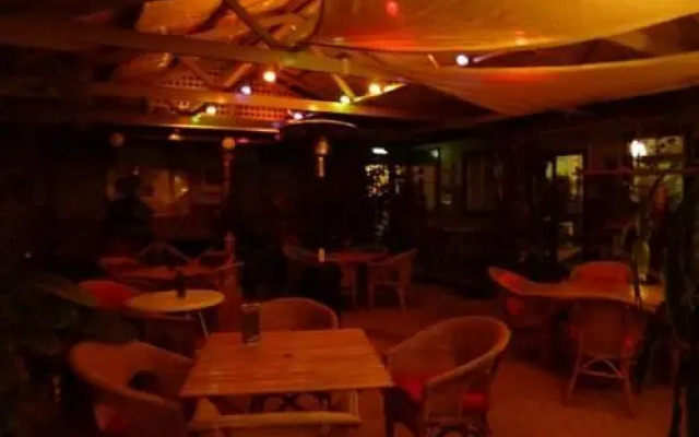 Albany Discovery Inn