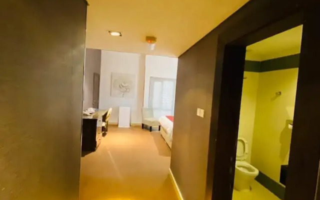 Star House Elite