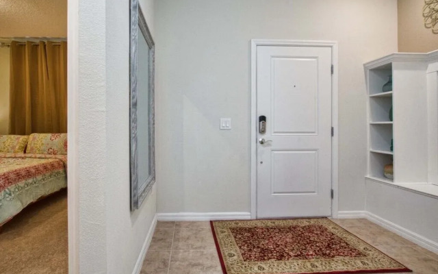 Solterra - 5 Bedrooms Townhome w/Spashpool-7041SR