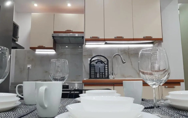 Konstantinos'S Luxury Apartment