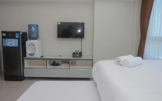 Elegant and Comfy Studio at Springlake Summarecon Apartment – Guest Rooms – Bekasi