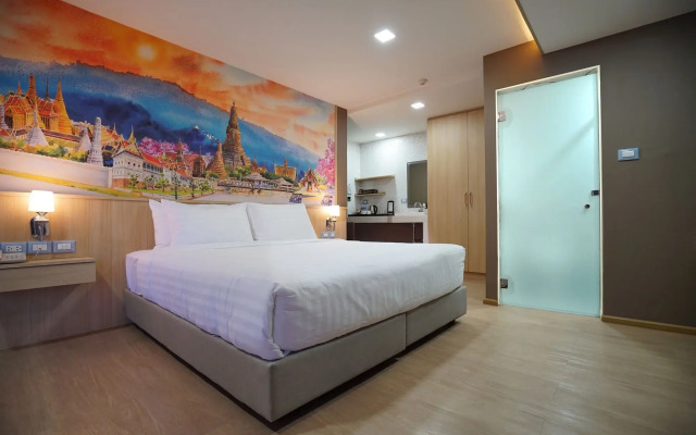 The Qube Fifty Hotel