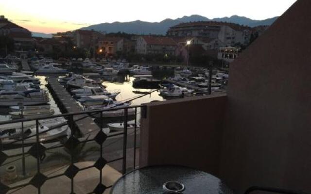 Nina Apartments