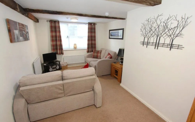 Commonhall Apartments - Character - City Centre - Three Storey