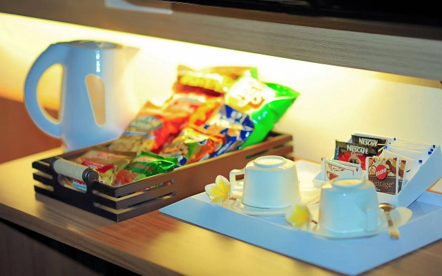 Alron Hotel Kuta Powered by Archipelago