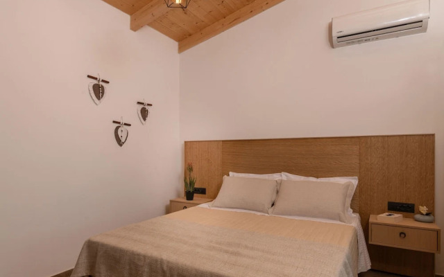 Kozakos Villa 1 With Private Swimming Pool
