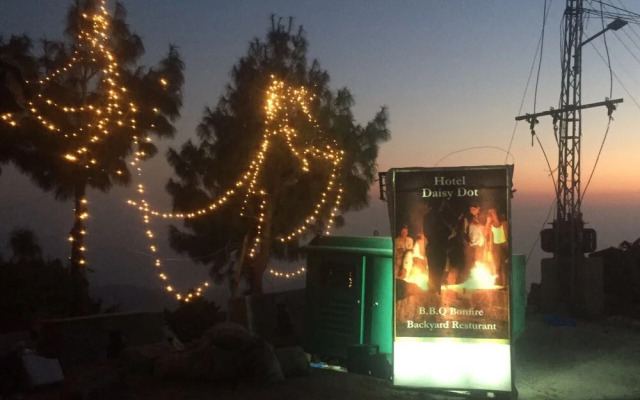 Daisy Dot Murree