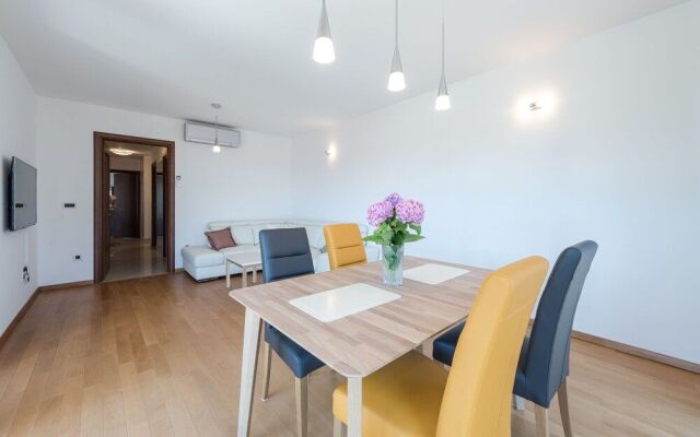 Apartment Maro Bayview