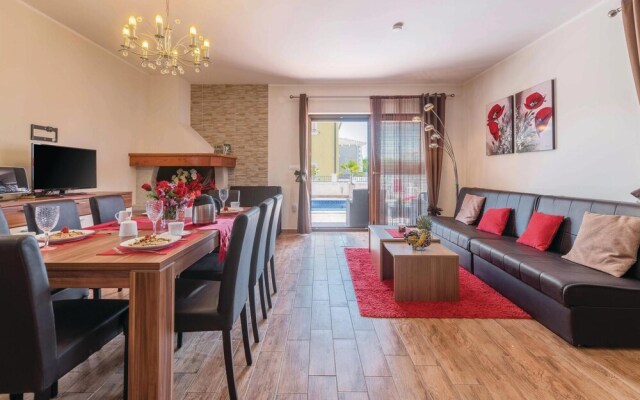 Beautiful Home in Betiga With Wifi and 3 Bedrooms