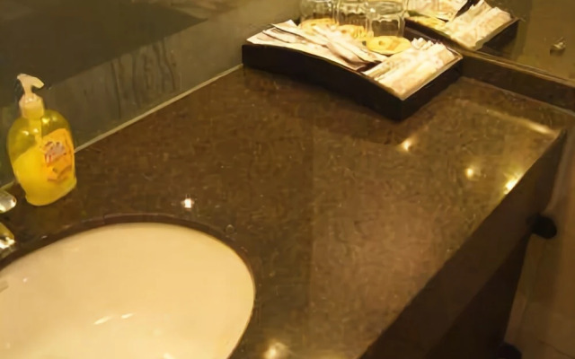 Tanghu Upark Hao Ting Hotel（Shuangliu Airport Store）