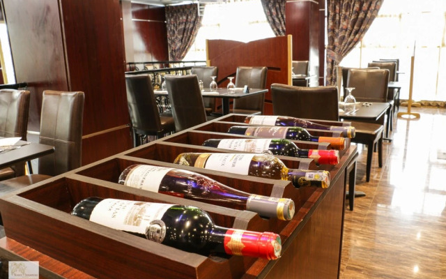Noubou International Hotel