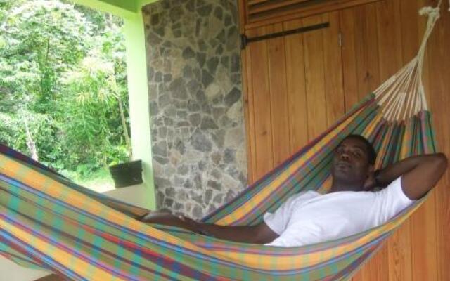 Serenity Lodges Dominica