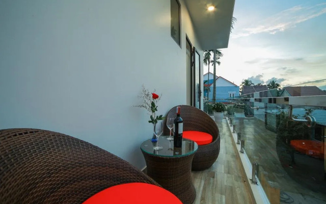 Nhu Y Homestay