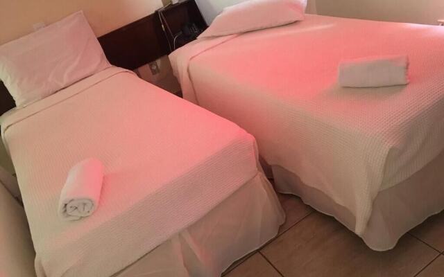 Binder Hotel Mogi Guaçu