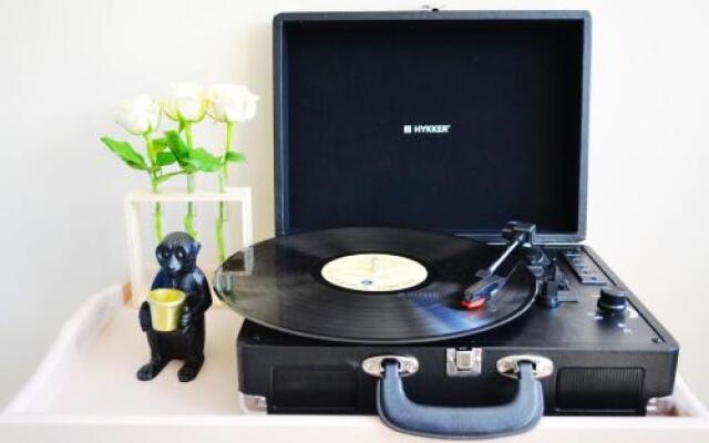 Vinyl Apartment Old Town