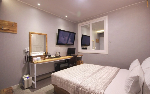 Gumi Wonpyeong-dong Hotel Khan