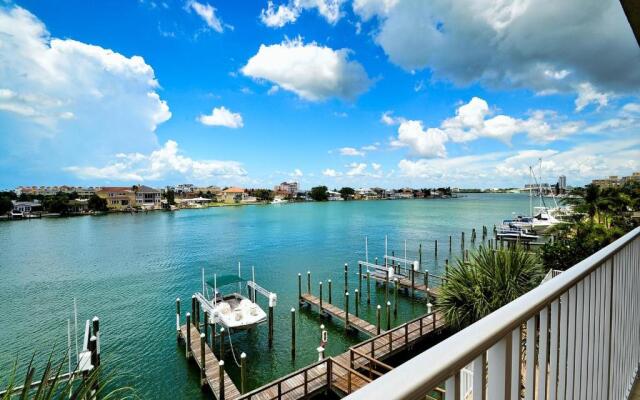 Bay Harbor 303