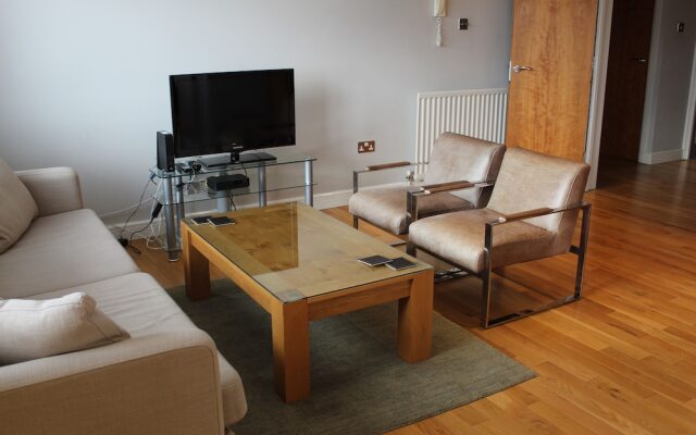 2 Bedroom Apartment Newcastle Quayside Views