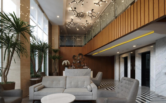 Verse Luxe Hotel Wahid Hasyim
