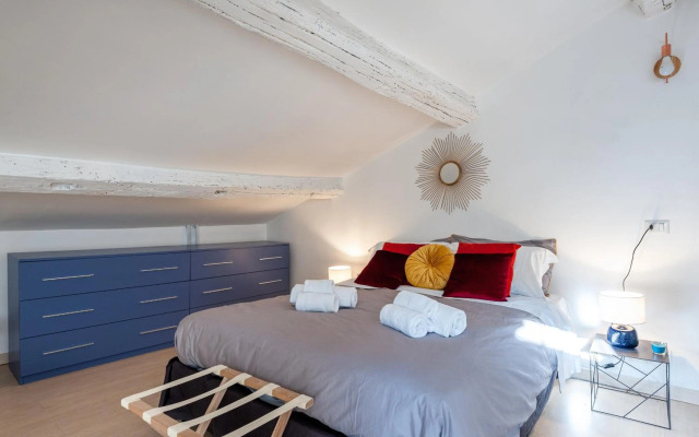 IREX Trevi Fountain Penthouse