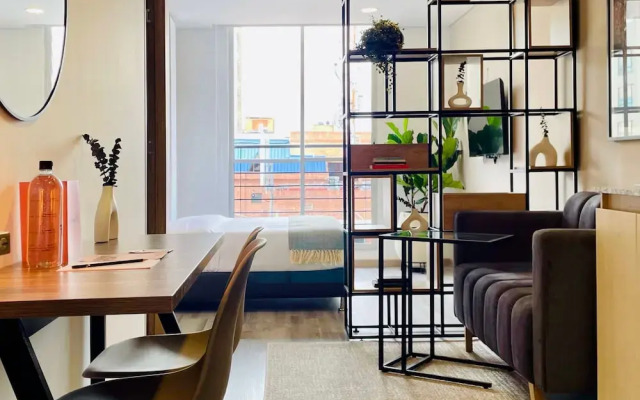 w Exceptional Loft With Modern Deco in Bogota