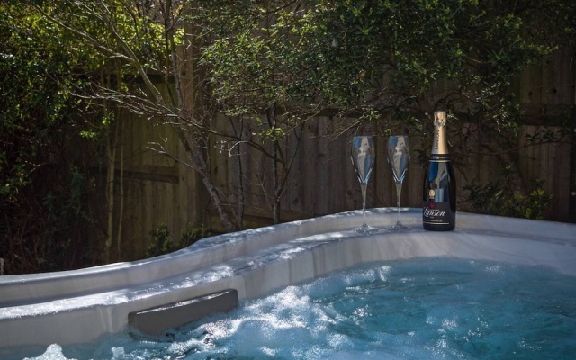 Seven Residence - Hot tub 5 min to Bicester Village
