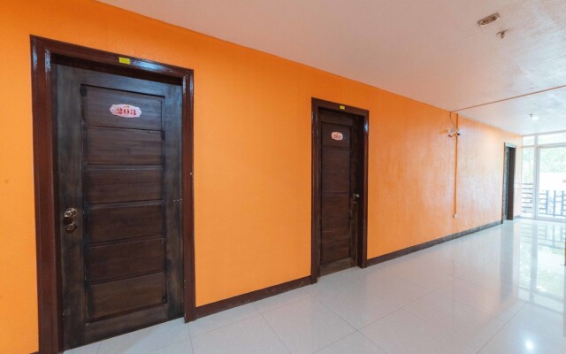 Reddoorz Plus Near Sm Ecoland Davao