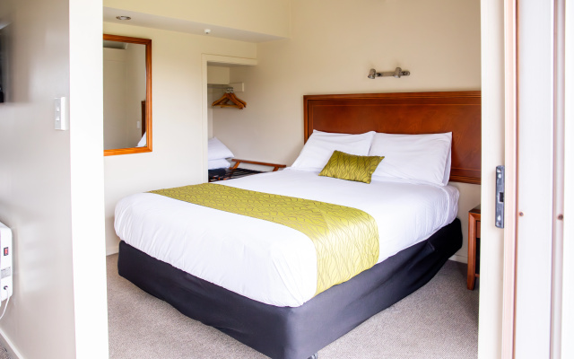 Admirals Motor Inn – Guest Rooms – Nelson