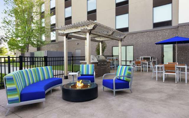 Hampton Inn & Suites Rogers