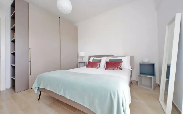 Rifugio incantato sul fiume Tevere