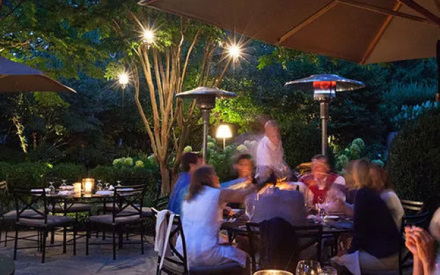 The 1770 House Restaurant & Inn