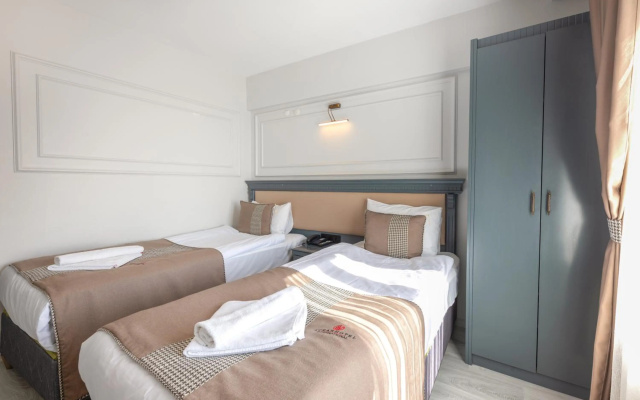 Kuran Hotel International