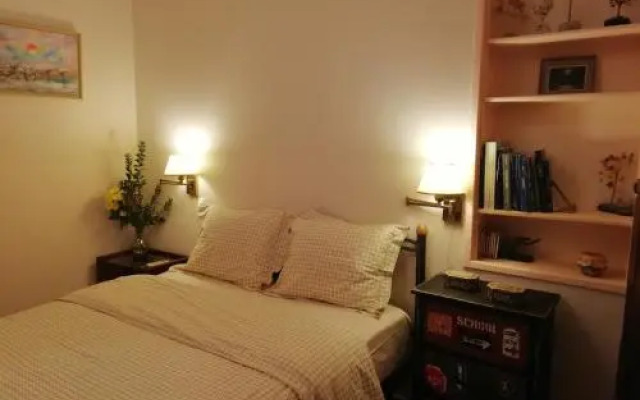 Oro's Stylish Kolonaki Flat Next to Metro & Museums