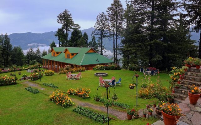 Spruce Resort Shogran