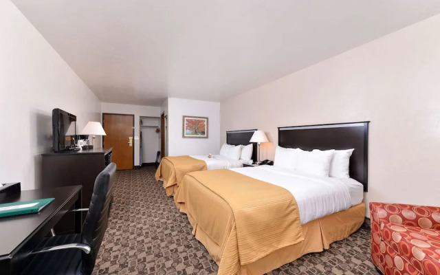 Weston Plaza Hotel