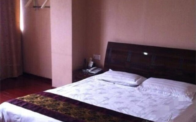 Taixing Jinding Business Hotel