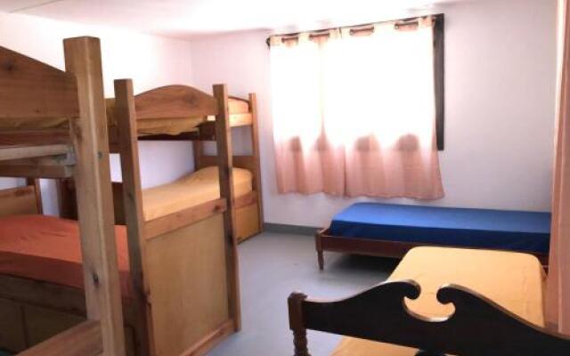 Lobo Hostel