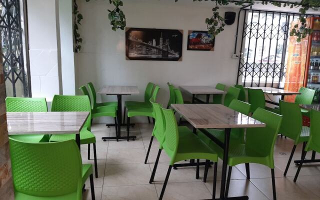 Hotel Casa Victoria Av 30