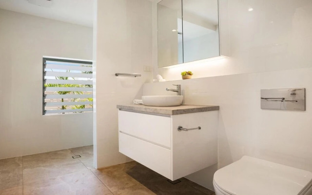 Your Luxury Escape - Ocean Sapphire