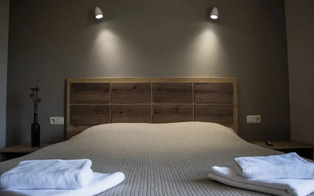 Artanish beach resort