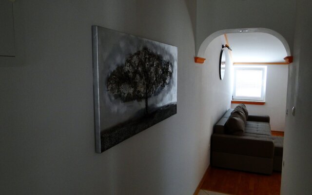 Apartments and Room Vikeli
