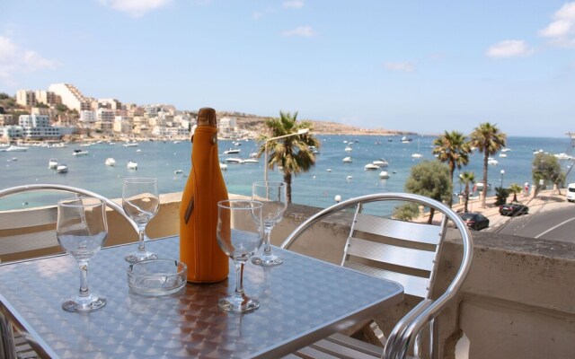 Blue Harbour 1 Seafront Holiday 2-bedroom Apartment With Terrace St Pauls Bay